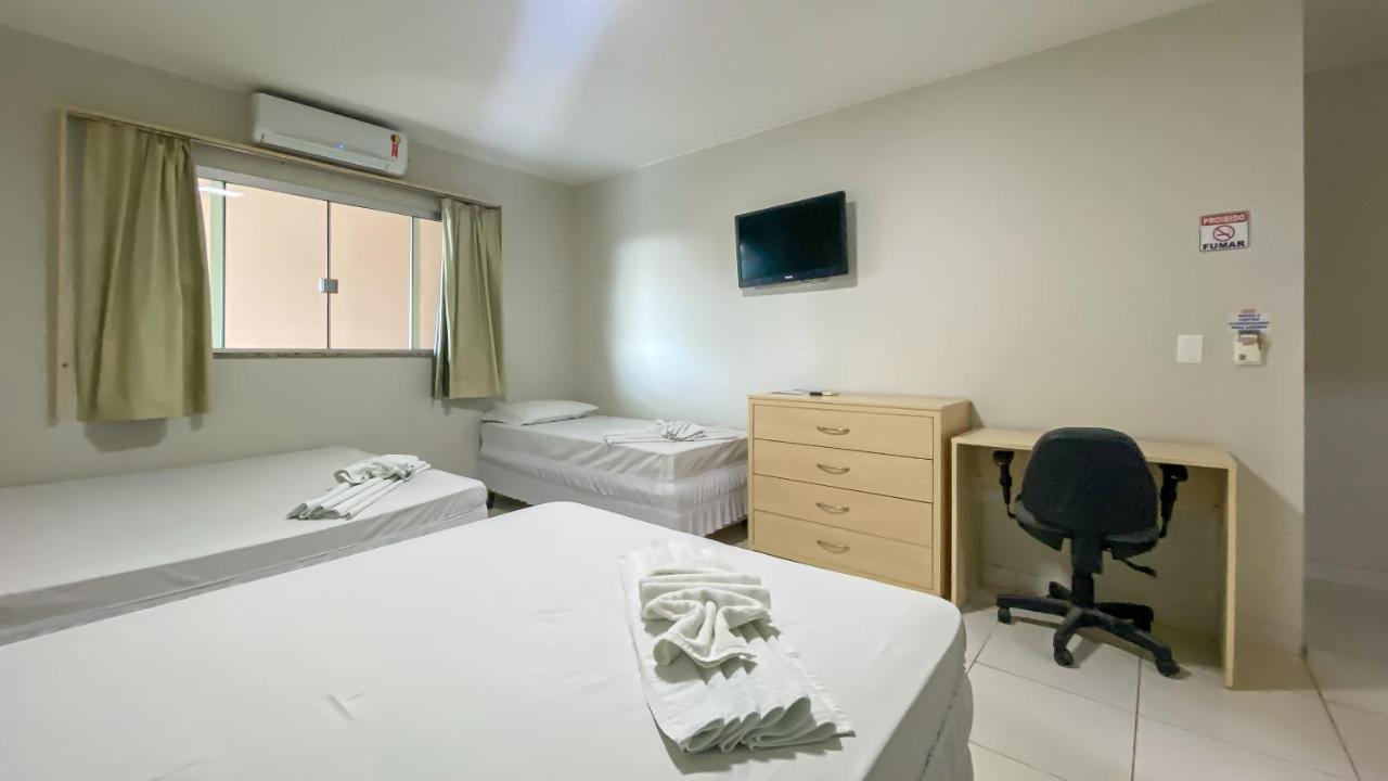Center Plaza Hotel Cristalina Dış mekan fotoğraf